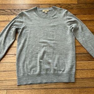 Authentic Burberry elbow path sweater size small gray women